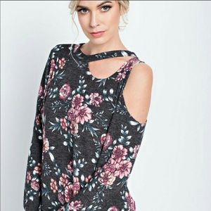 143 Story LS flowered top